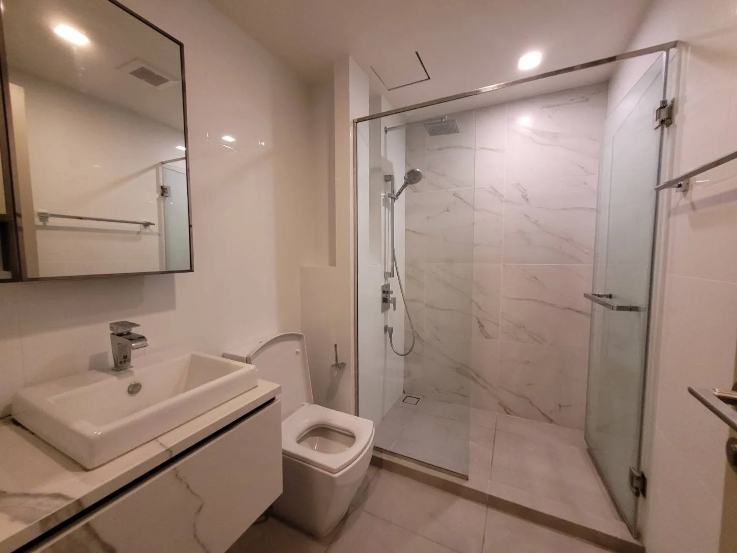 Property photos for The Line sukhumvit 101