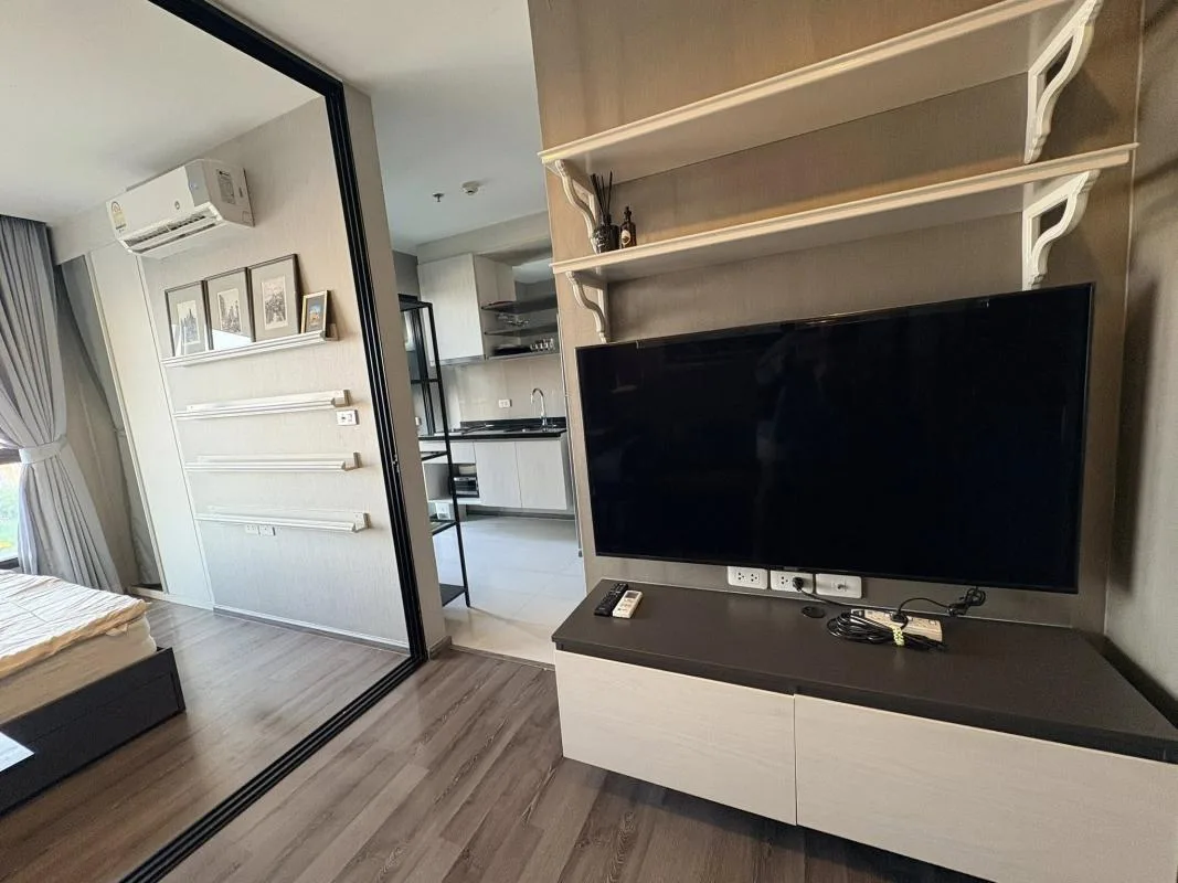 Property photos for The Base Park East Sukhumvit 77