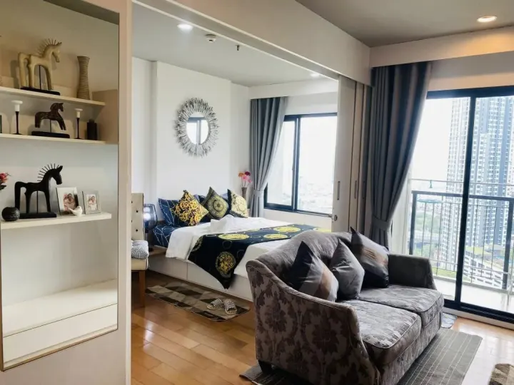 Property photos for Blocs 77