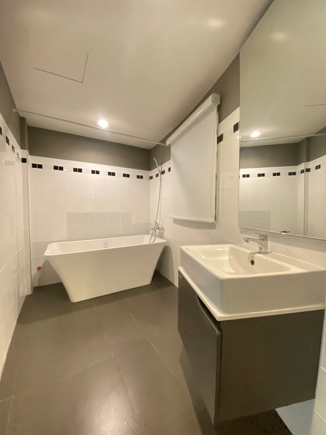 Property photos for Lily House