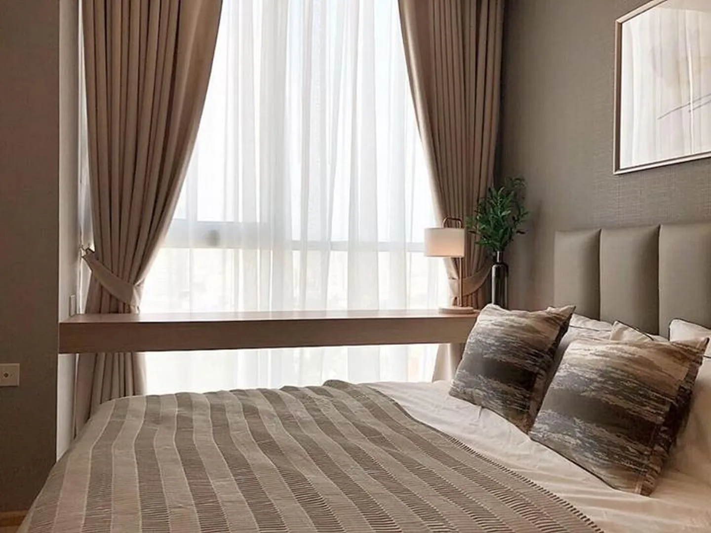 Property photos for Noble Reveal