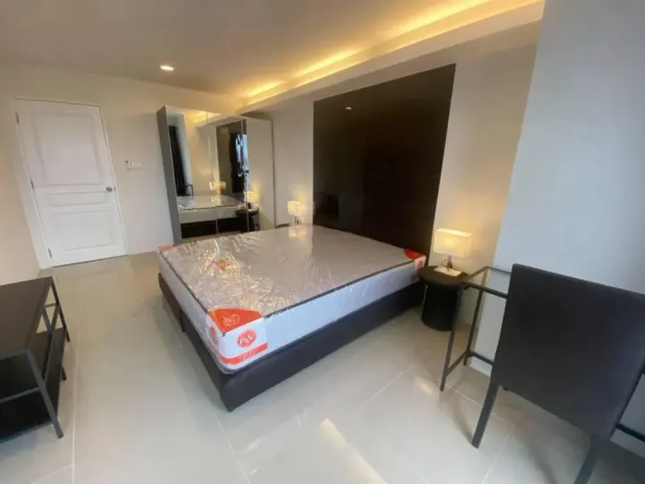 Property photos for The Waterford Diamond