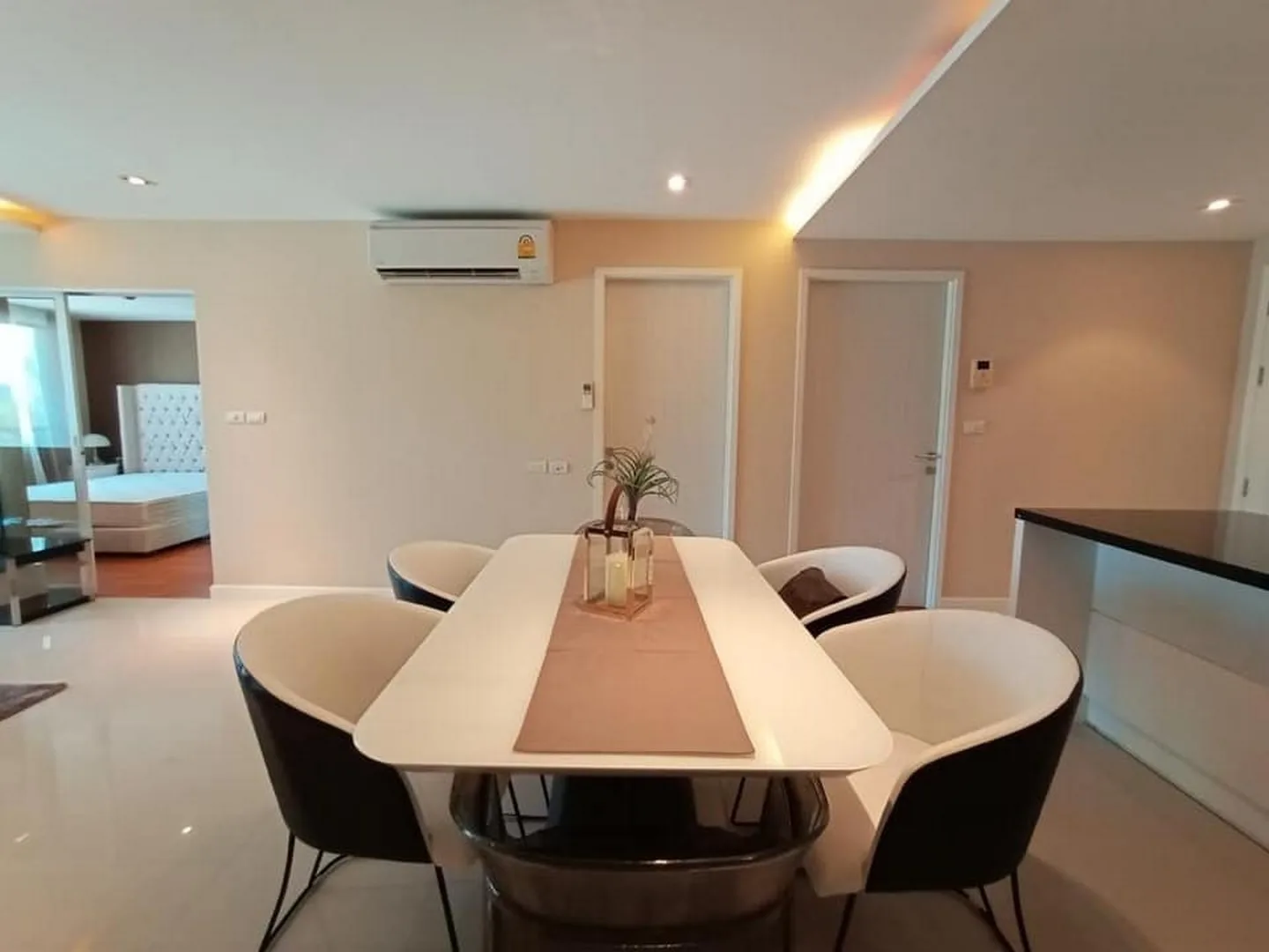 Property photos for Le Nice Ekamai