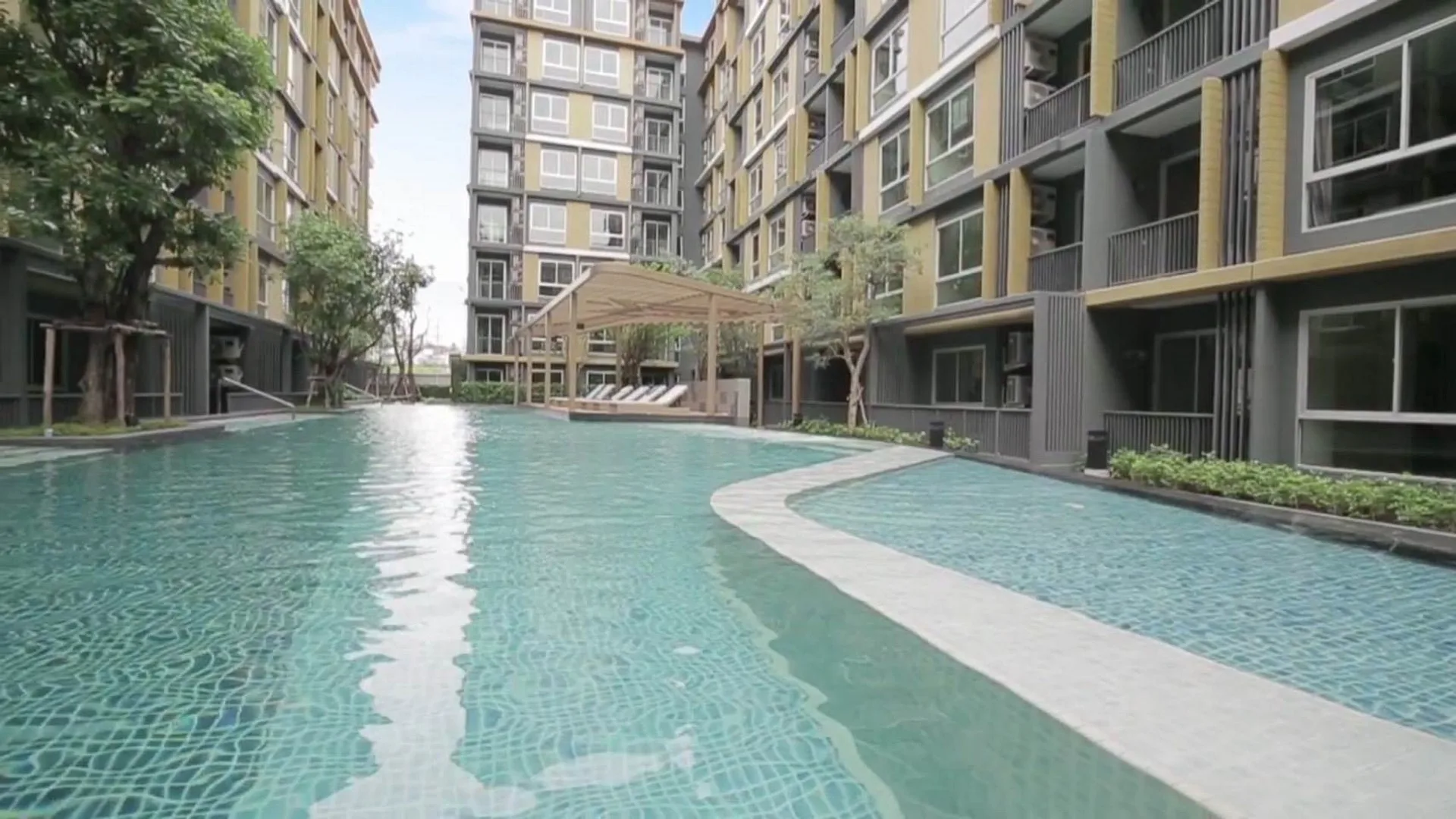 Property photos for Metro Luxe Rama 4