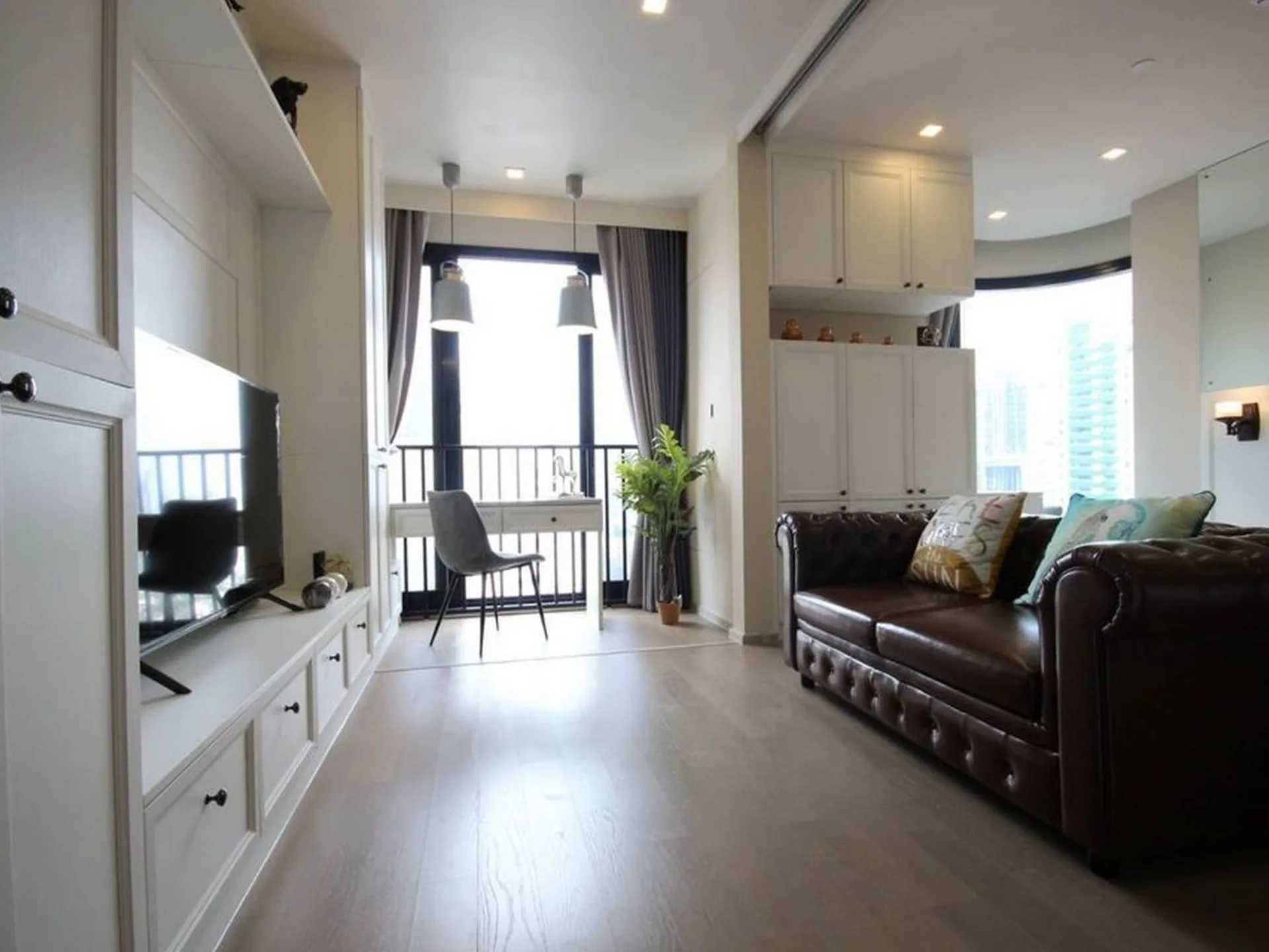 Property photos for Ashton Asoke