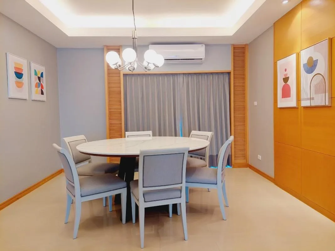 Property photos for Esmeralda Apartments