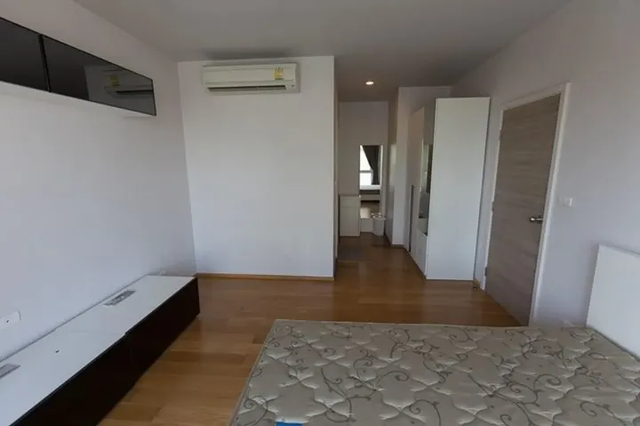 Property photos for Hive Taksin