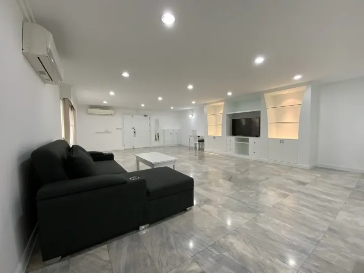 Property photos for Regent On The Park 3