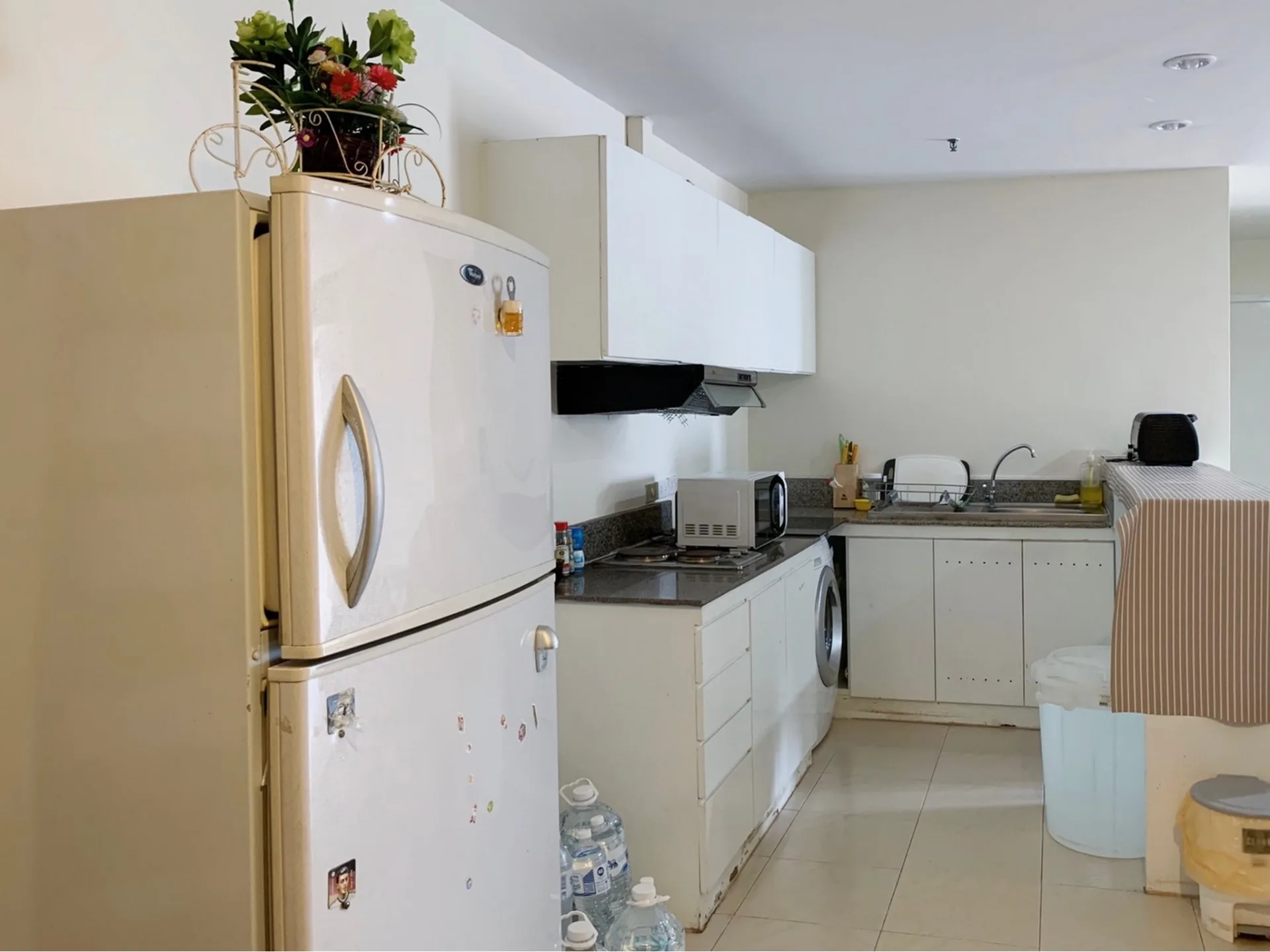Property photos for Wittayu Complex