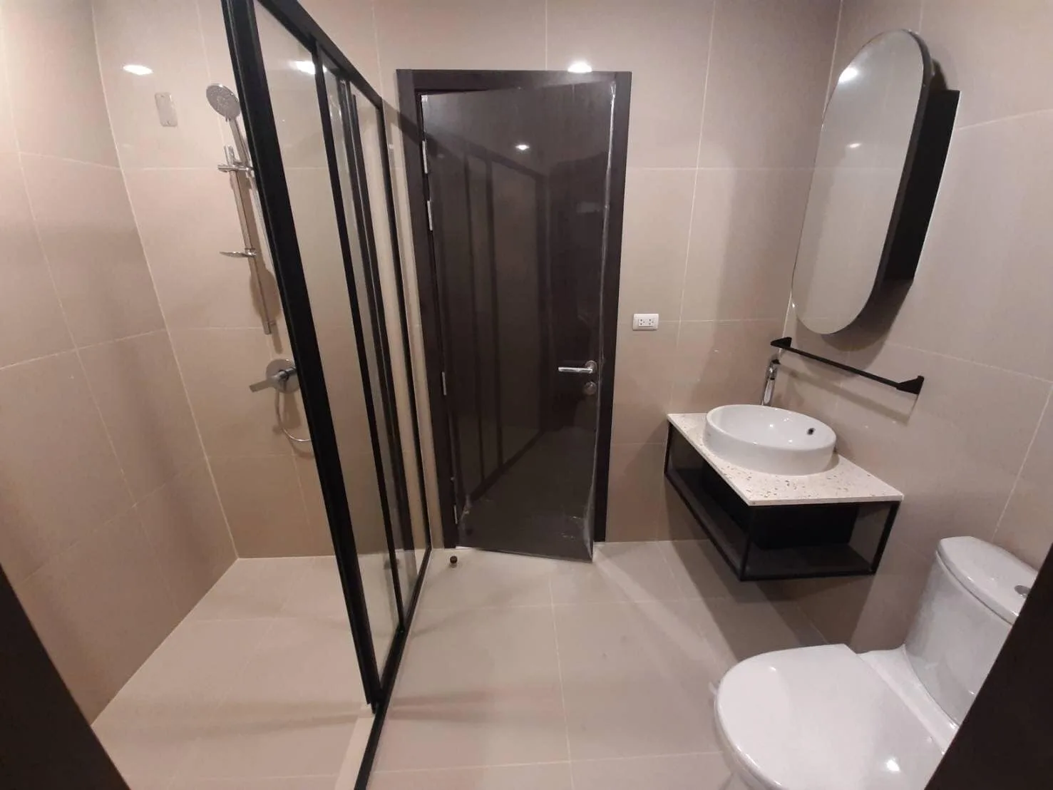 Property photos for XT Huaikhwang