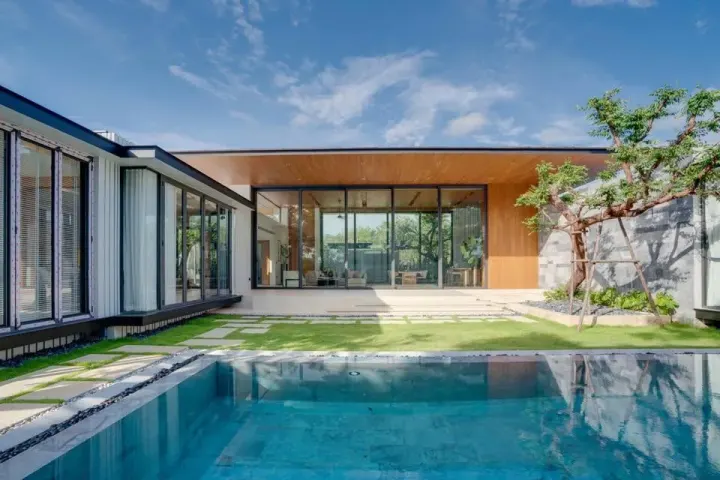 Property photos for Botanica Foresta