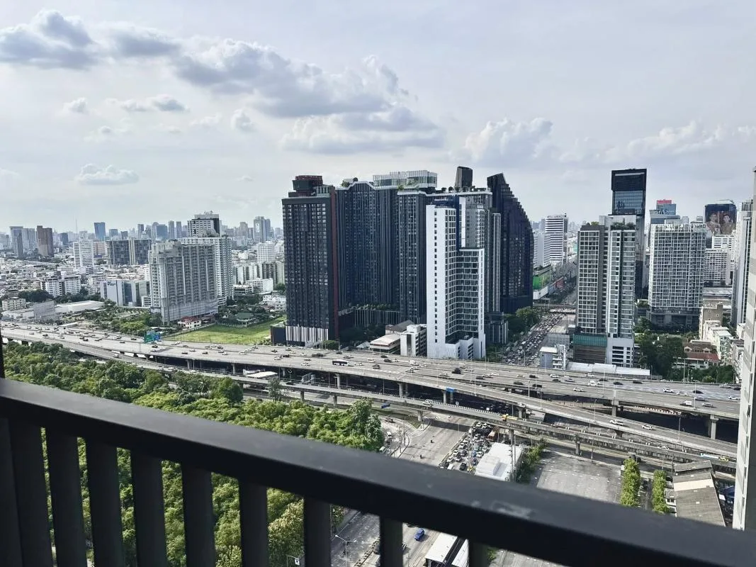 Property photos for Life Asoke