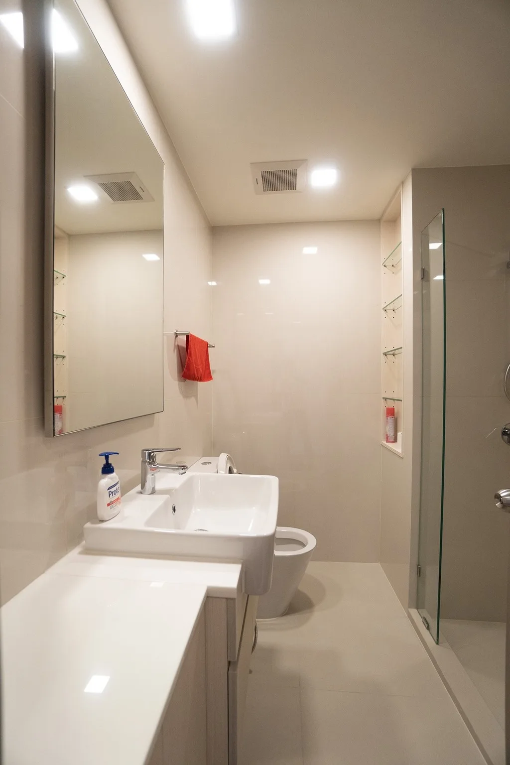 Property photos for Centric Ratchayothin