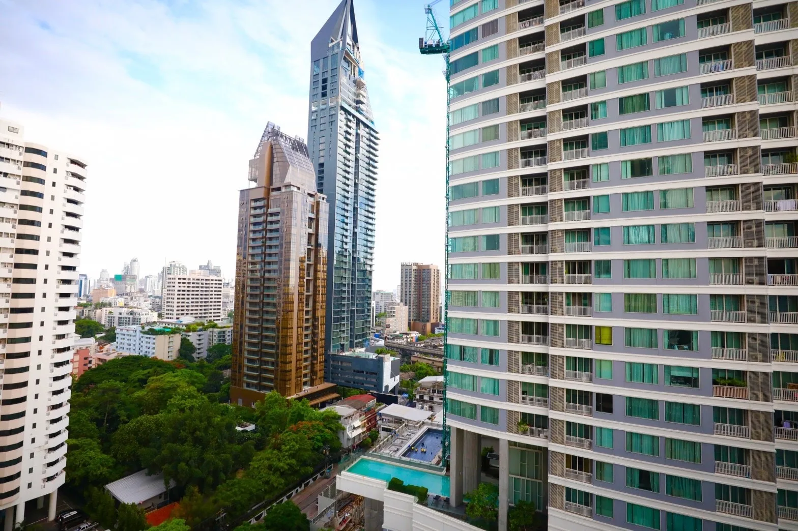Property photos for The XXXIX by Sansiri
