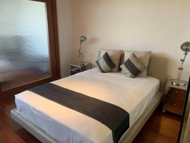 Property photos for Hansar Rajdamri