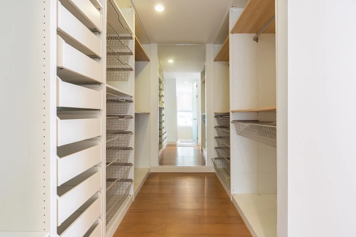Property photos for Courtyard Villa Rama 9-wongwaen