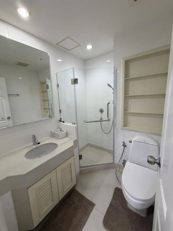 Property photos for Baan Siri 24