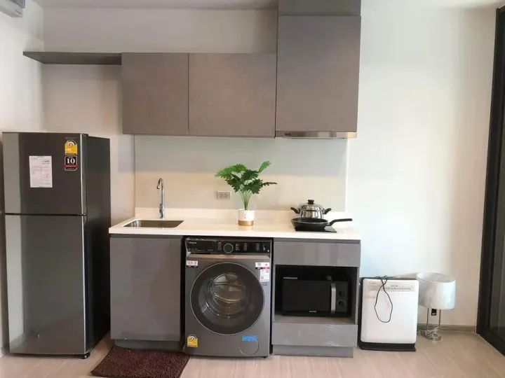 Property photos for Life Asoke Hype