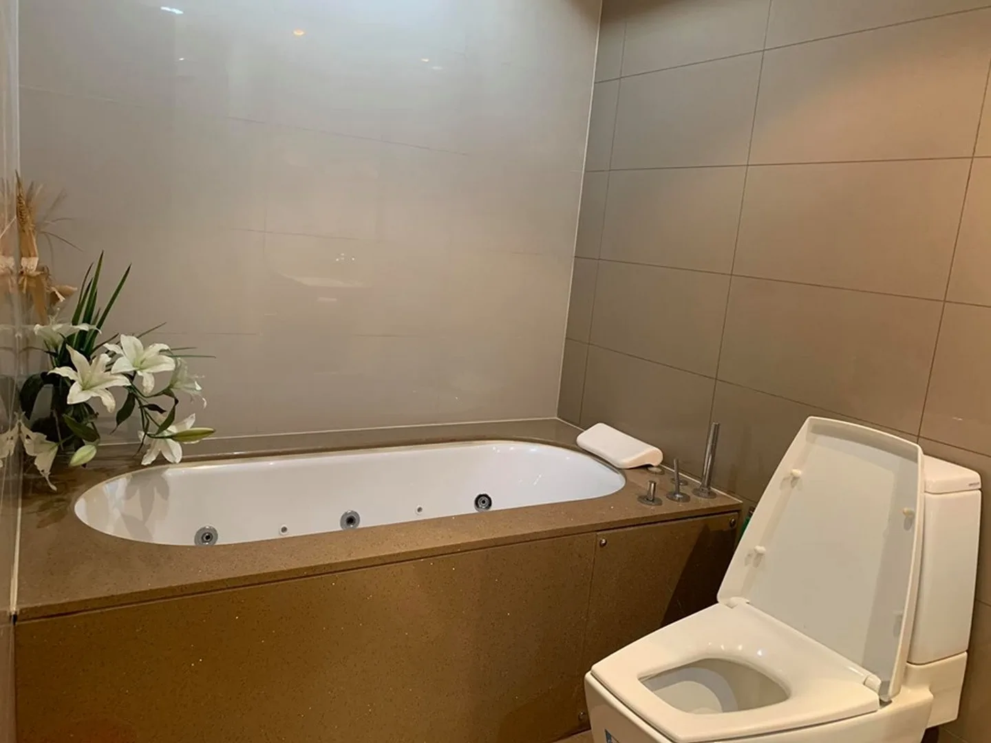 Property photos for The Address Pathumwan