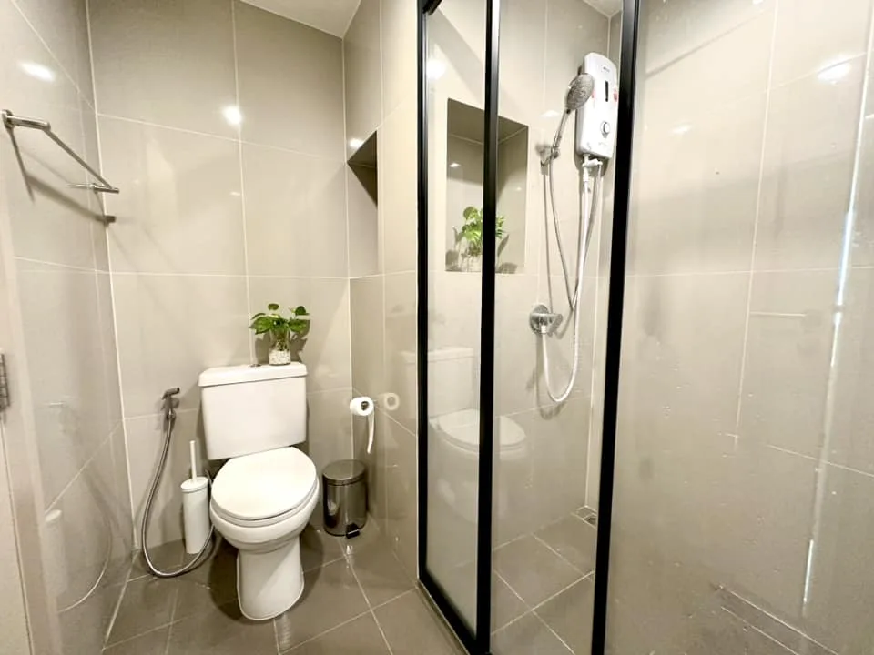 Property photos for The Base Phetchaburi-thonglor
