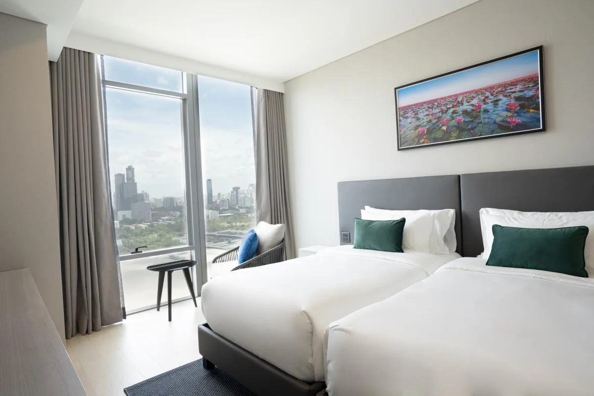 Property photos for Siamese Exclusive Queens