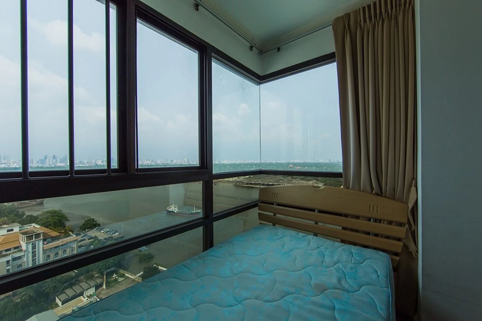 Property photos for Lumpini Place Narathiwas - Chaopraya