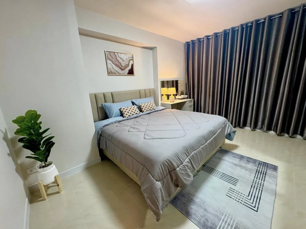 Property photos for Siam Condominium