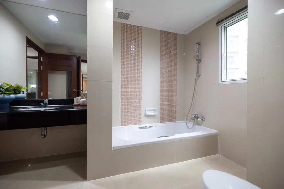 Property photos for The Grand Sethiwan Sukhumvit 24