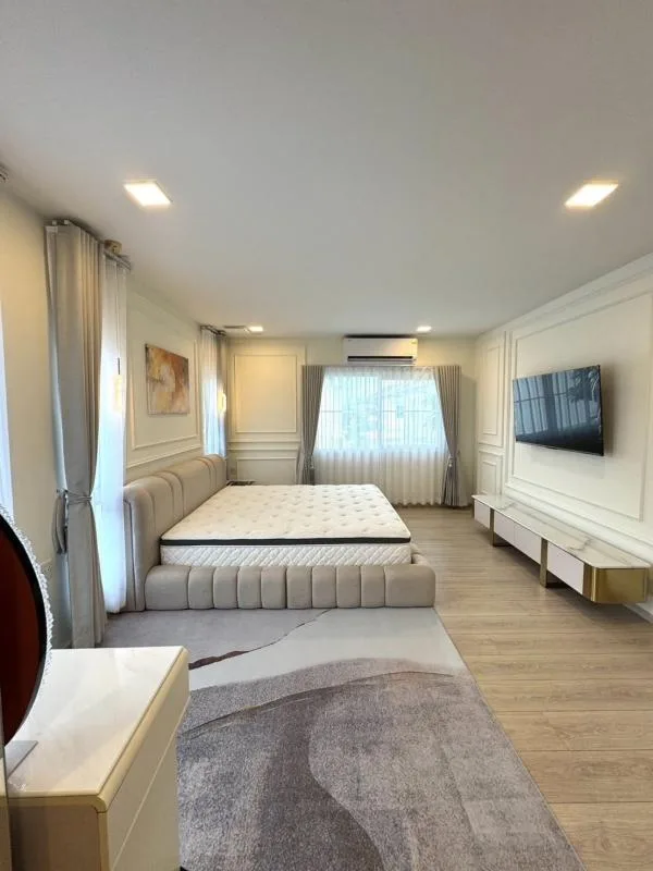 Property photos for Villaggio Srinakarin-bangna