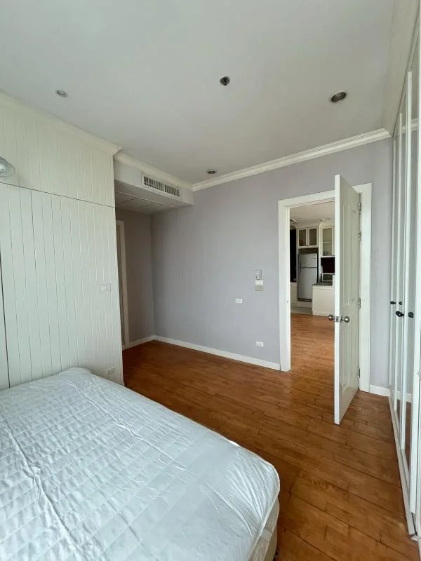 Property photos for Baan Sathorn Chaopraya