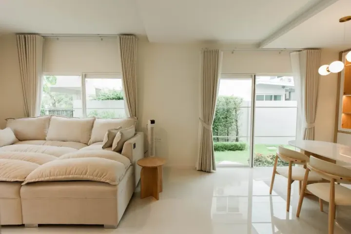 Property photos for Villaggio Srinakarin-bangna
