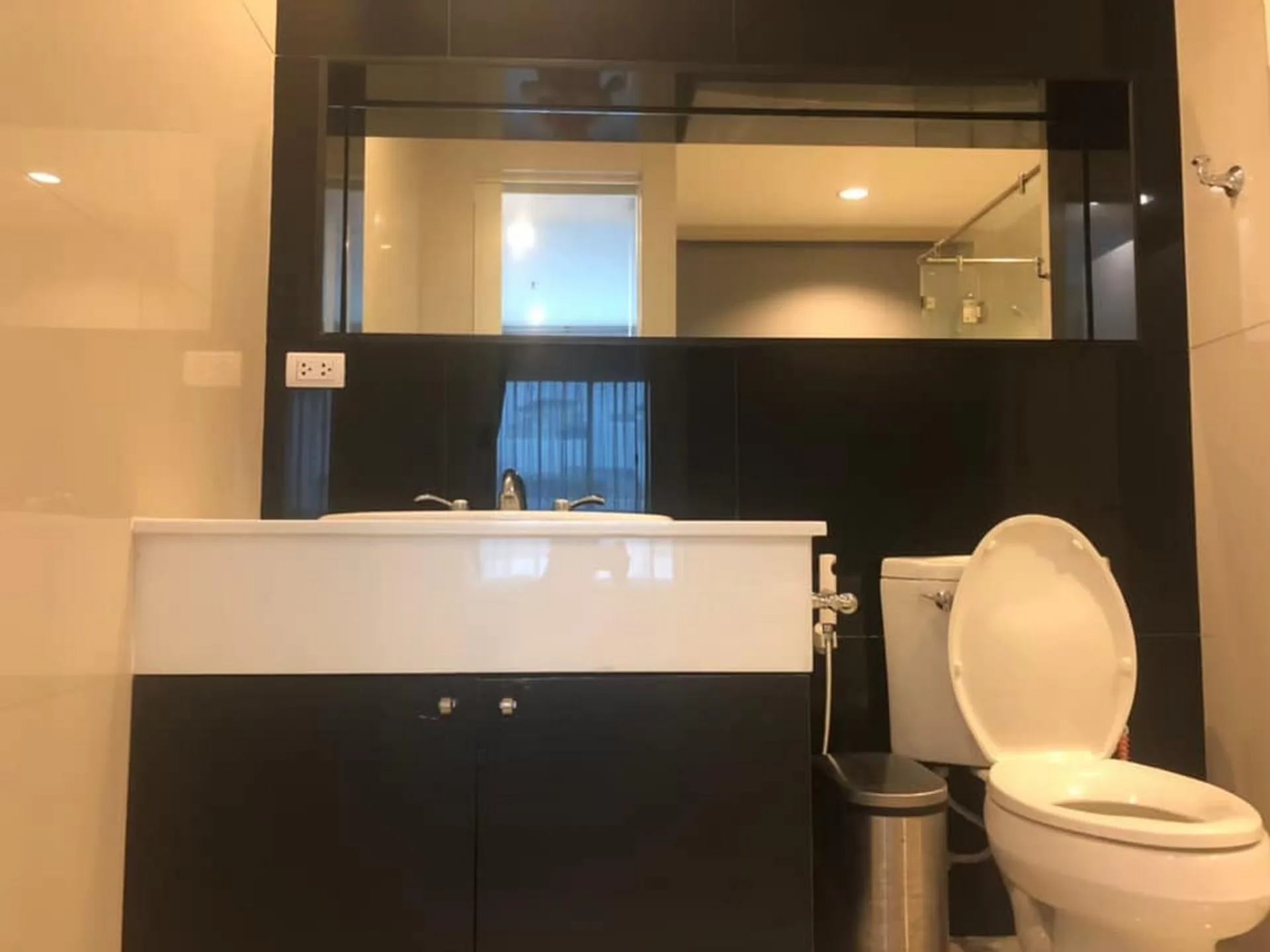 Property photos for The Address Chidlom