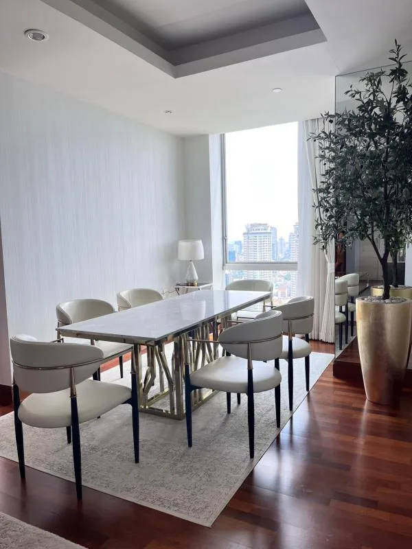 Property photos for Sky Villas Sathorn