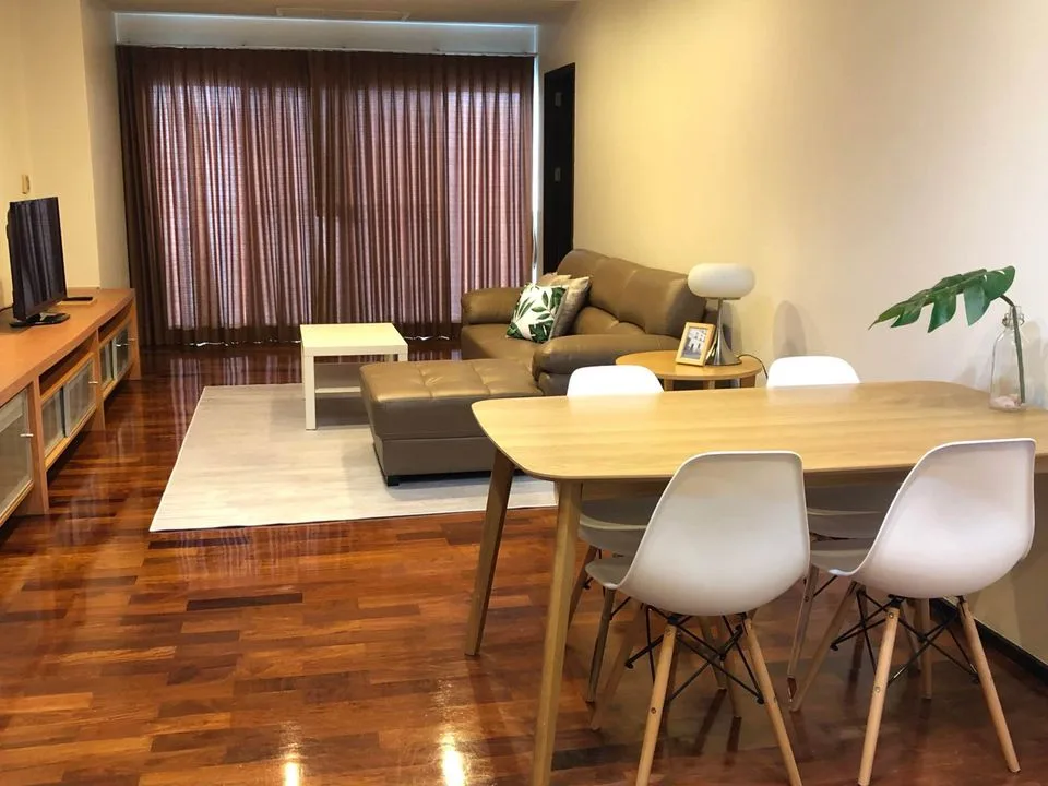 Property photos for Noble Ora
