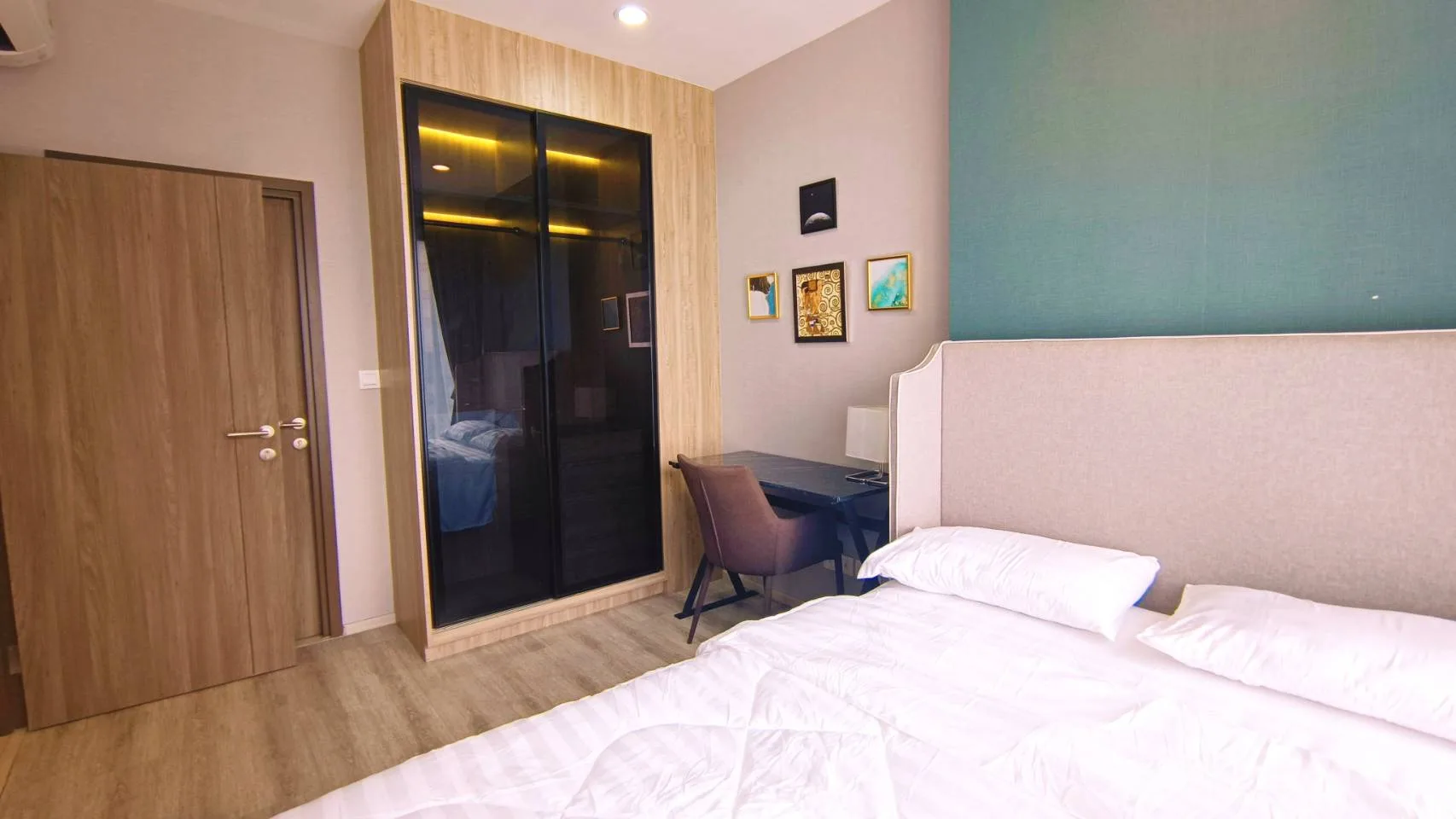 Property photos for Ideo Mobi Asoke