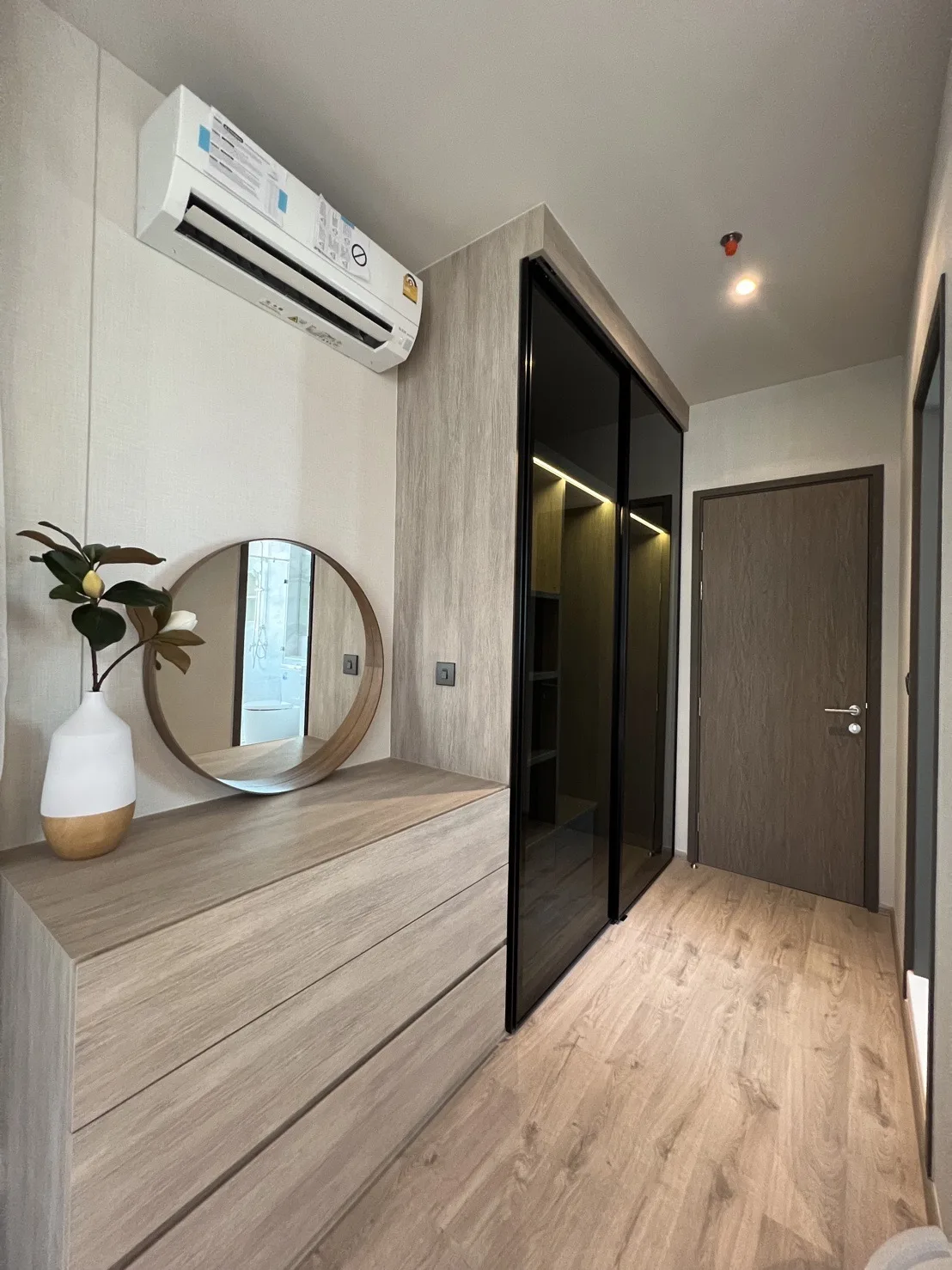 Property photos for Rhythm Ekkamai Estate