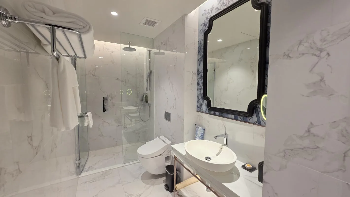 Property photos for La Clef / The Residences 38
