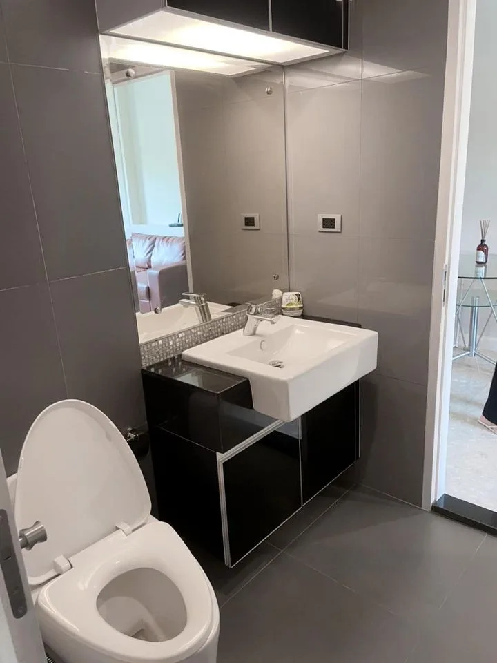 Property photos for The Crest Sukhumvit 34
