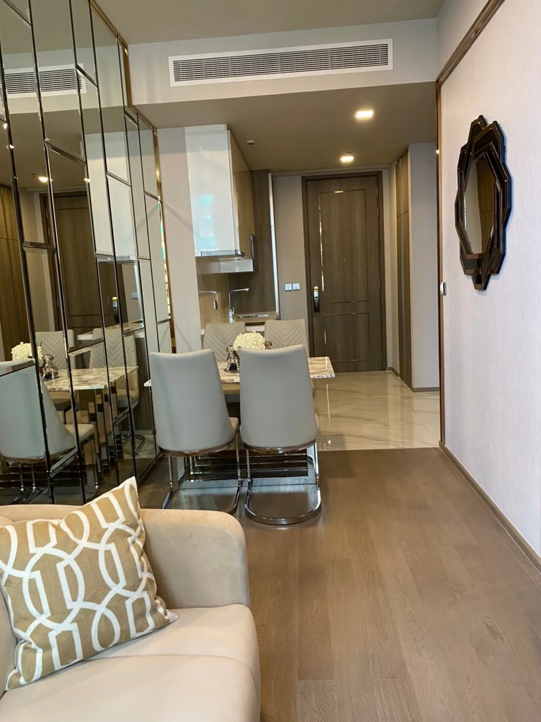 Property photos for Celes Asoke