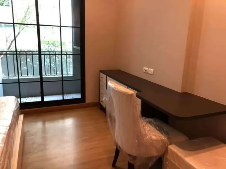 Property photos for The Reserve - Kasemsan 3