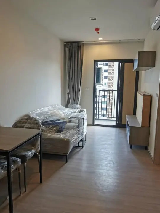 Property photos for The Base Phetchaburi-thonglor