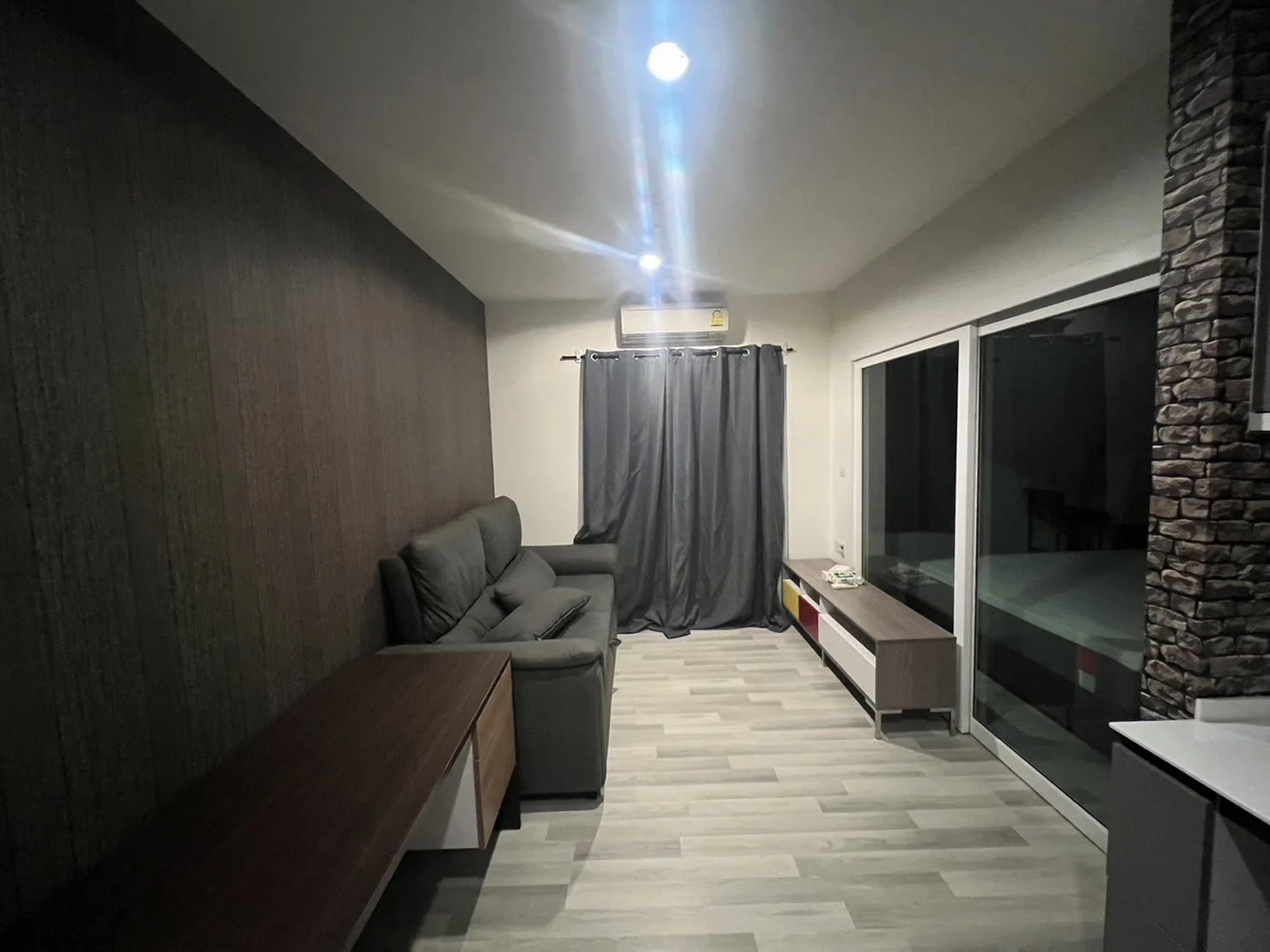 Property photos for The Key Sathorn - Charoenraj
