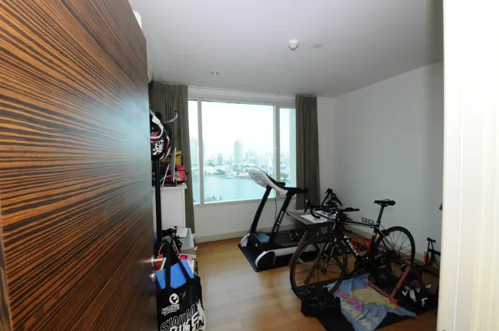 Property photos for Watermark Chaophraya
