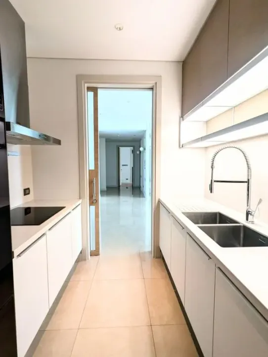 Property photos for Sindhorn Residence