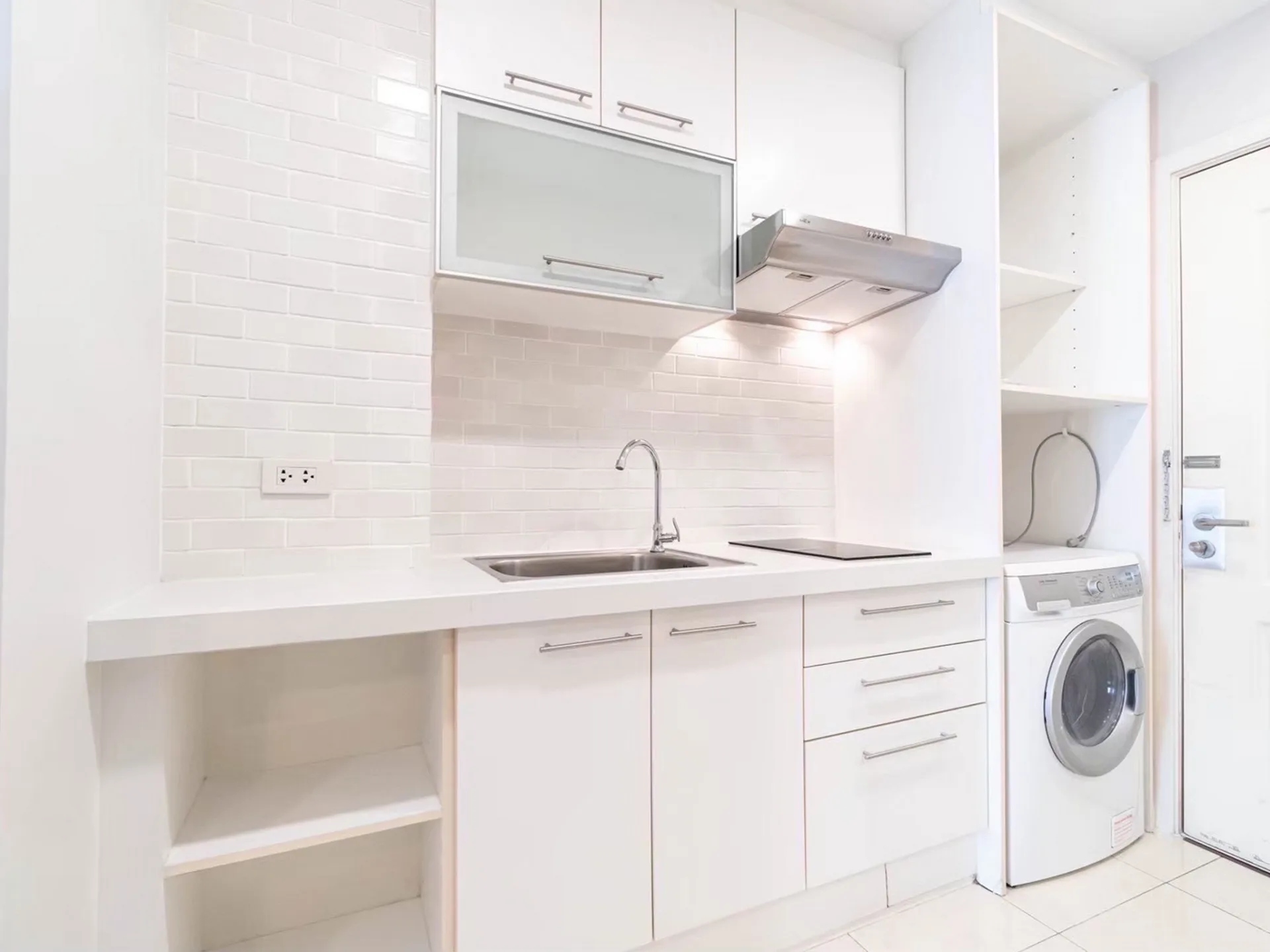 Property photos for Grand Park View Asoke