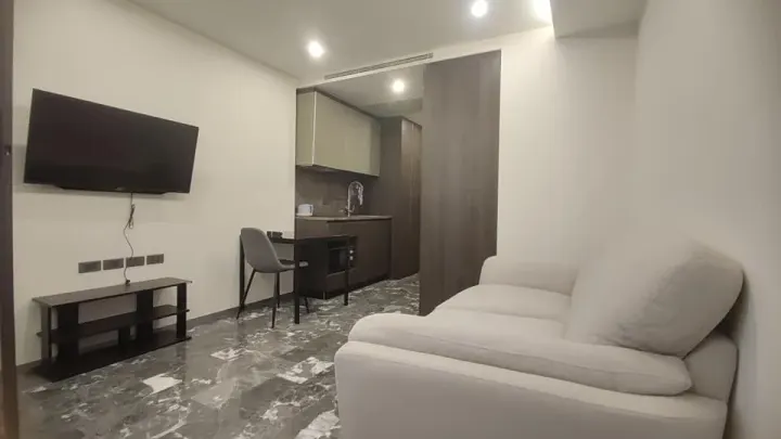 Property photos for 168 Sukhumvit 36