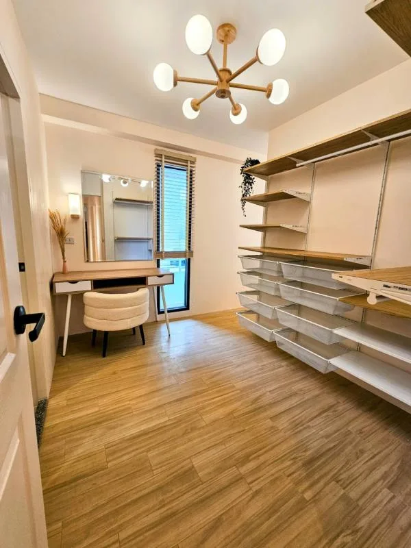 Property photos for Saranjai Mansion
