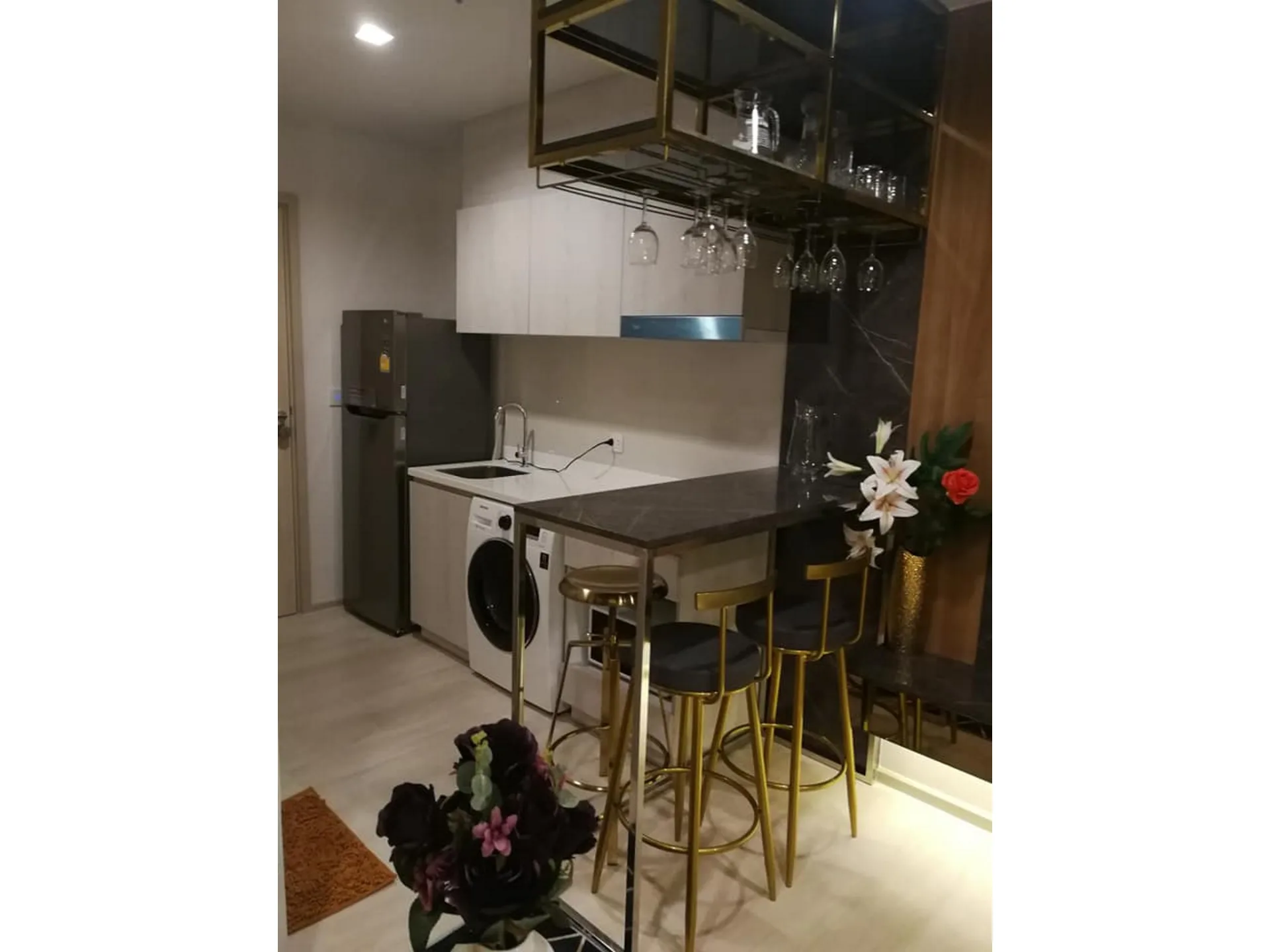 Property photos for Life One Wireless