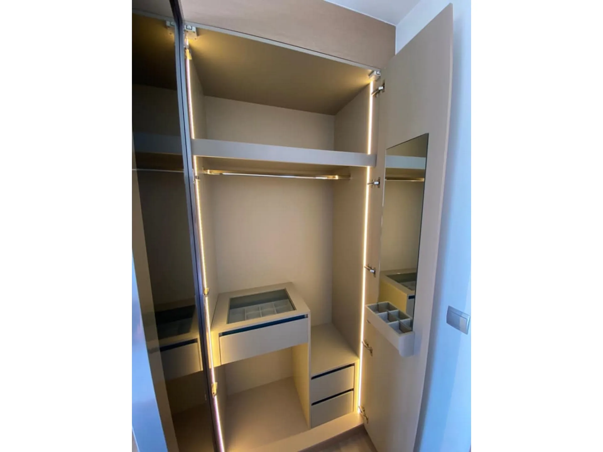 Property photos for KAWA HAUS