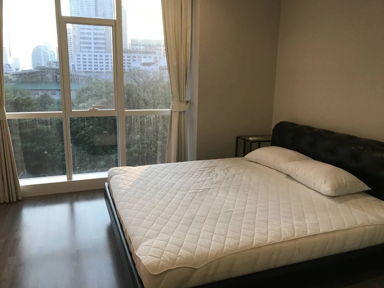 Property photos for The room Sathorn - TanonPun